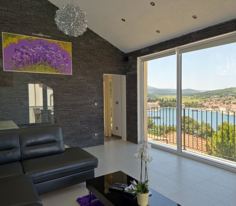 Villas Hvar Hero Image