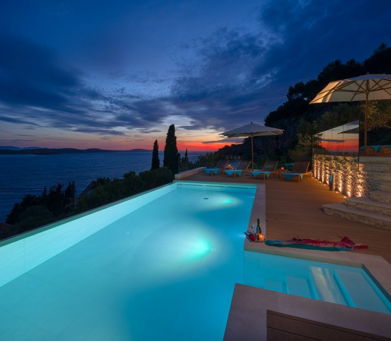Villas Hvar Hero Image