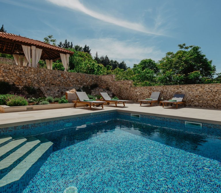 Villas Hvar Hero Image
