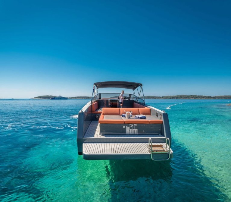 Villas Hvar Hero Image