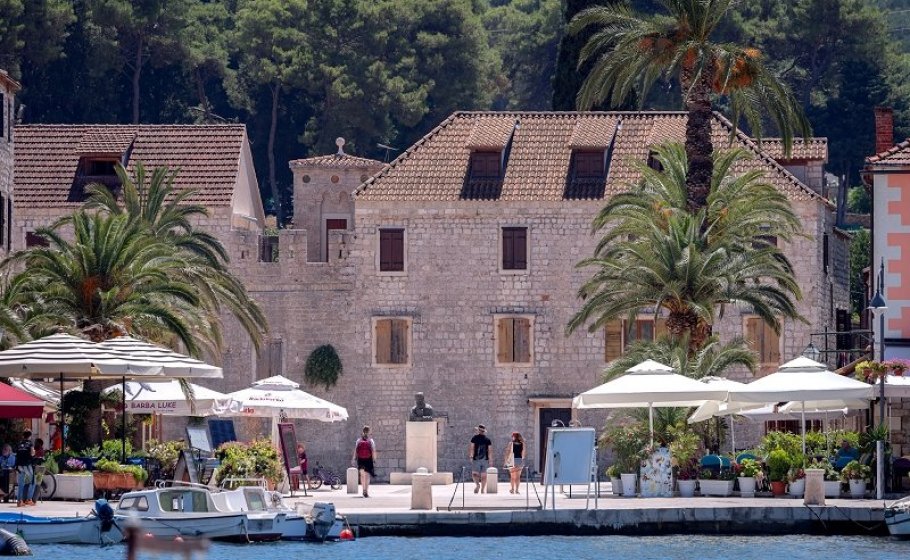 Stari Grad 