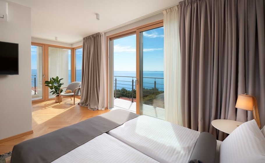 Villa Prometheus – Collection — Villas Hvar