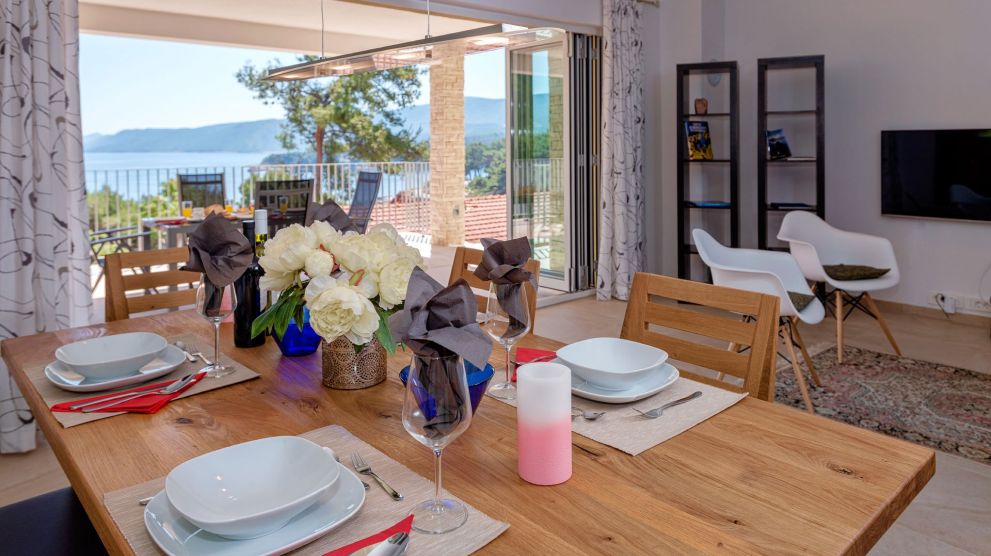 Villas Hvar Hero Image