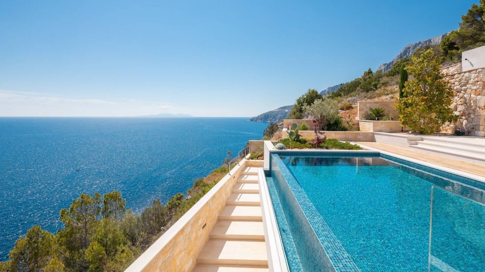 Villas Hvar Hero Image