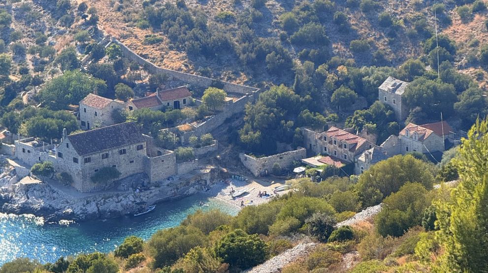 Villas Hvar Hero Image