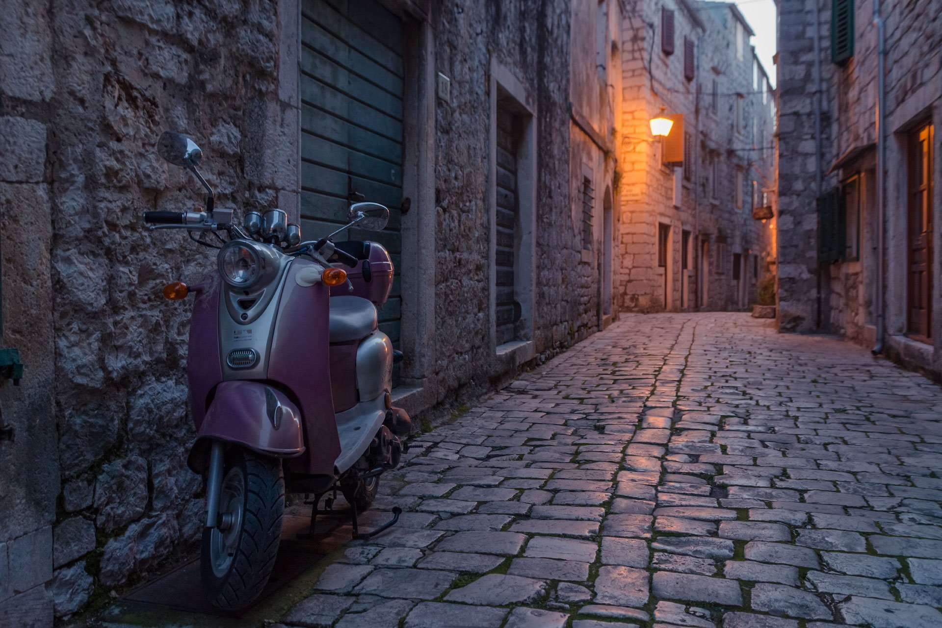Vespa Stari Grad